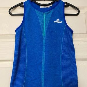 Soft & stretchy work out top